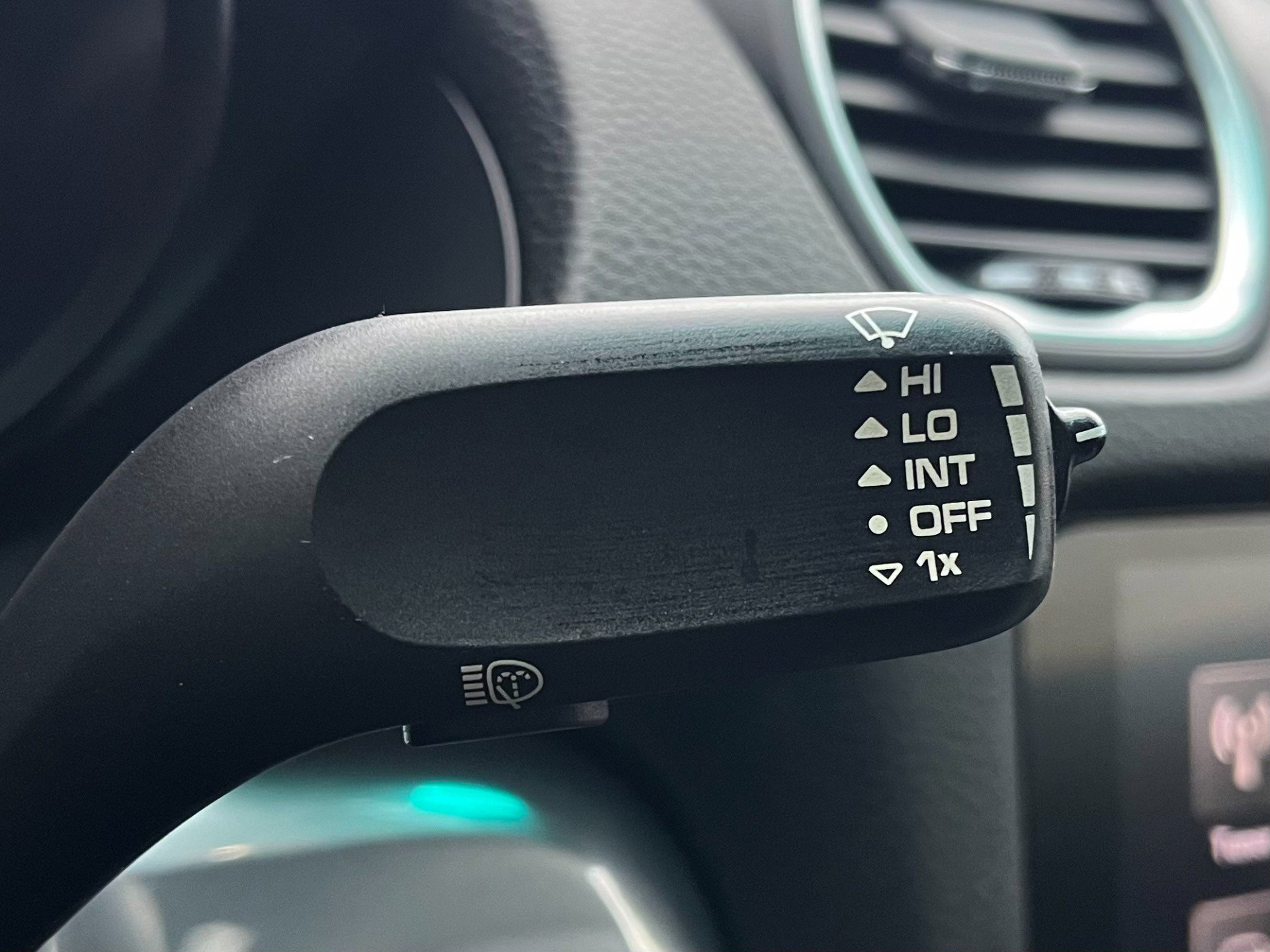 Used 2023 Porsche 718 Boxster image 45