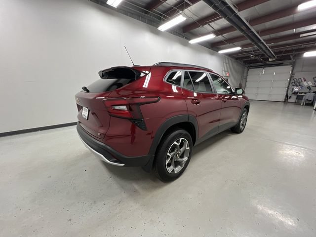 Certified 2024 Chevrolet Trax LT w/ Driver Confidence Package FWD image 8