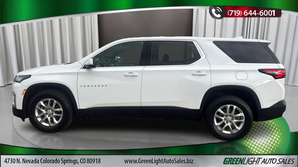 Used 2022 Chevrolet Traverse LS AWD/4WD image 2