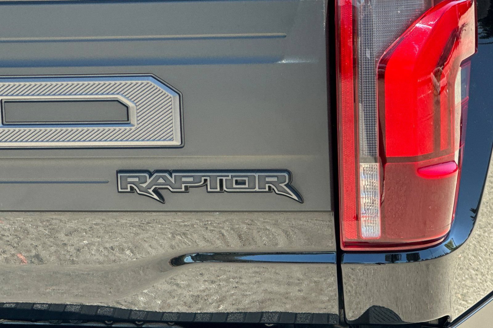 Used 2024 Ford F150 Raptor AWD/4WD image 27