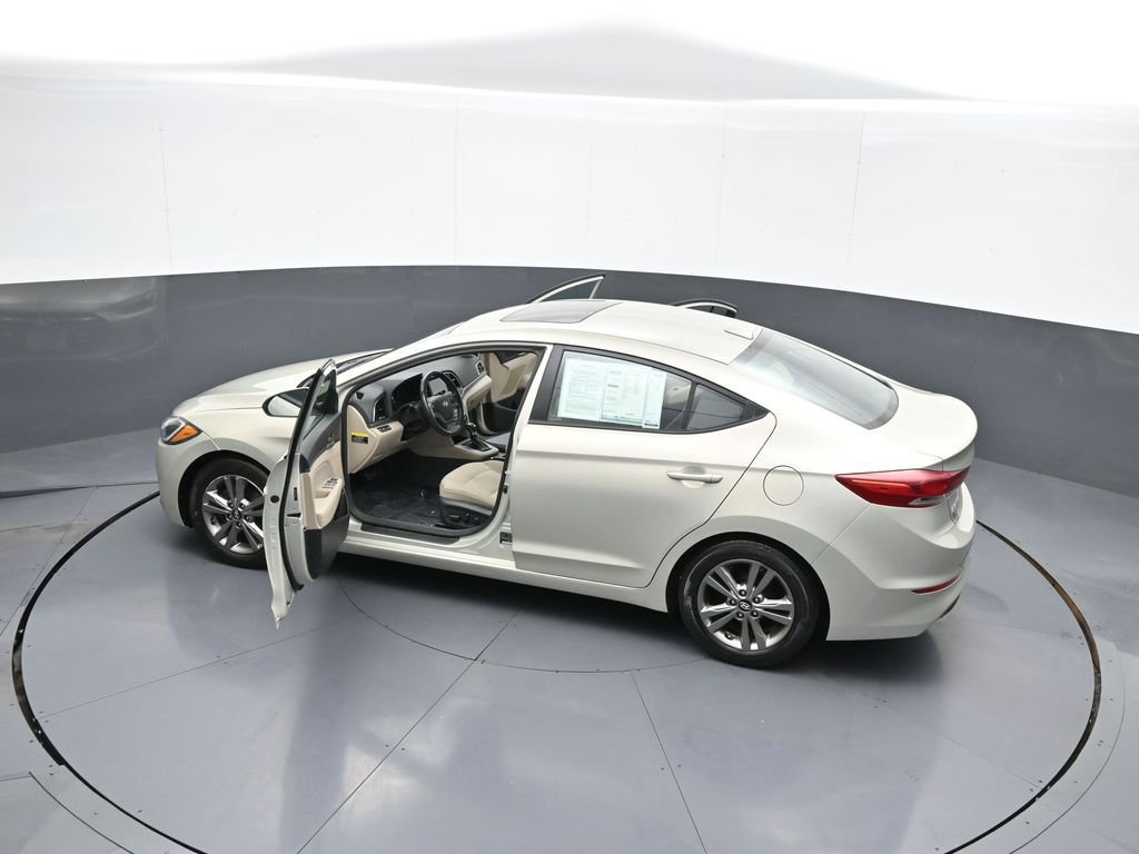 Used 2017 Hyundai Elantra Value Edition w/ Cargo Package image 43