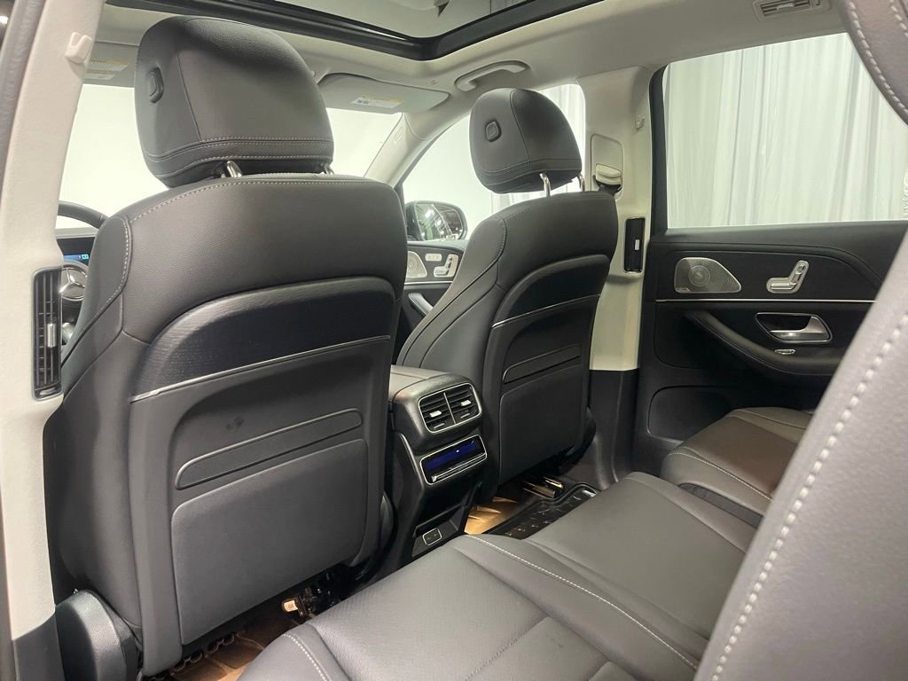 Used 2026 Mercedes-Benz GLS 450 4MATIC image 27