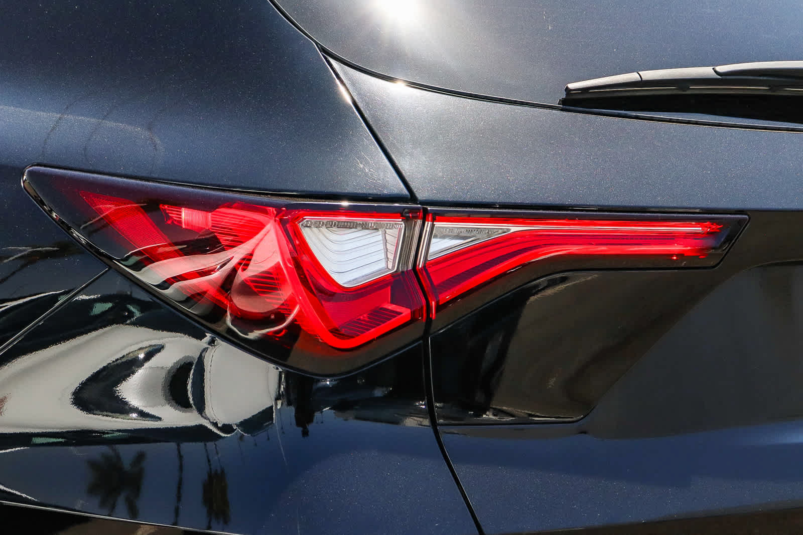 Used 2023 Acura MDX SH-AWD w/ Advance Package image 11