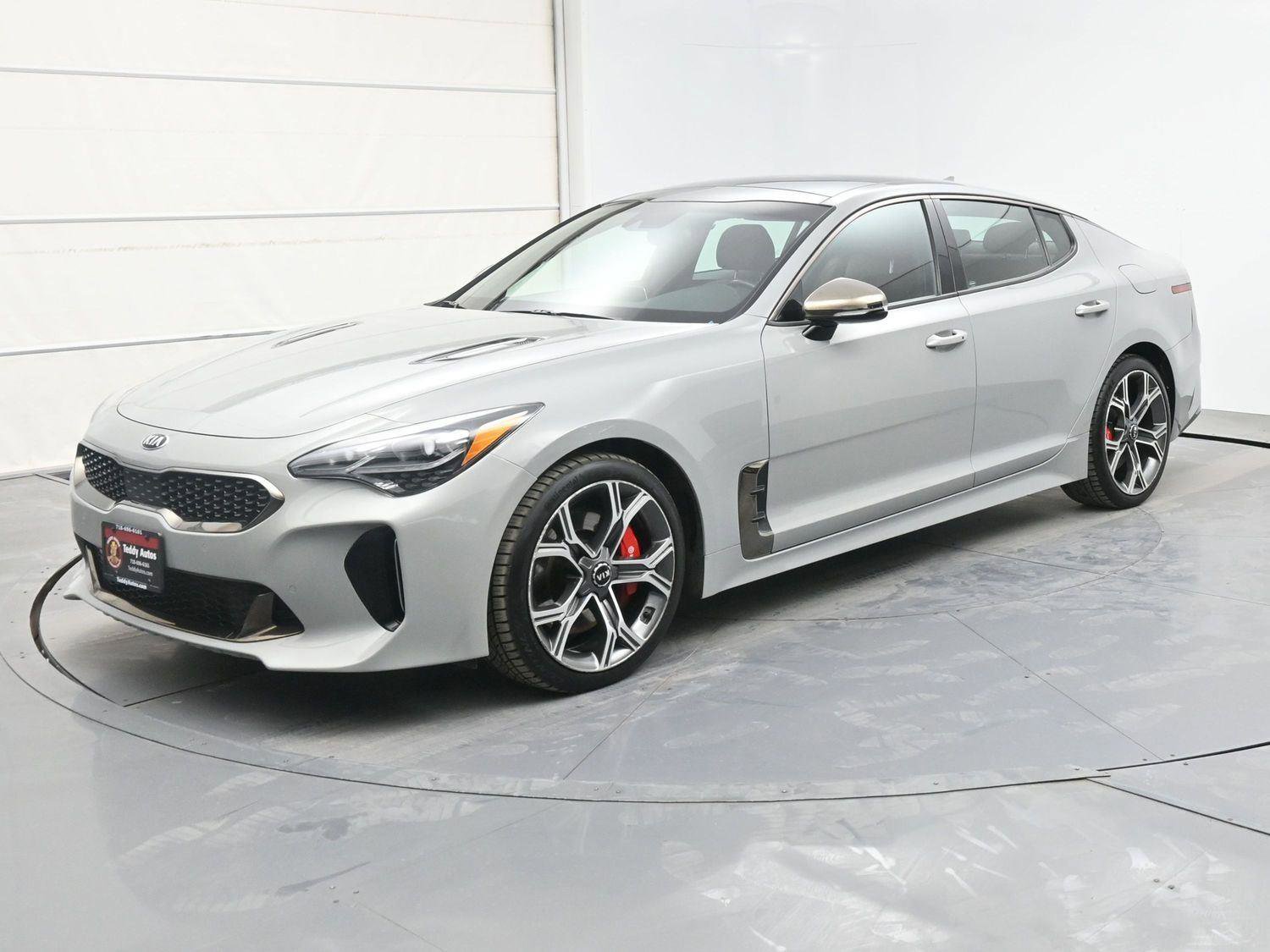 Used 2019 Kia Stinger GT1 image 1