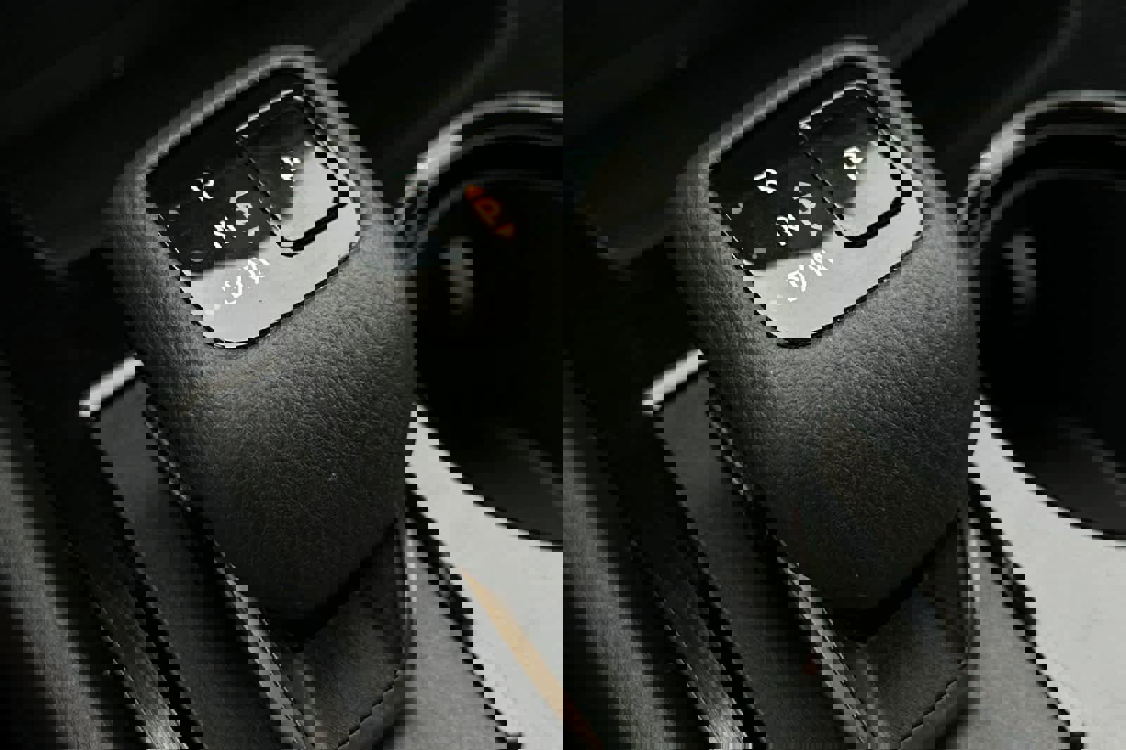 Used 2024 Nissan Rogue S image 22