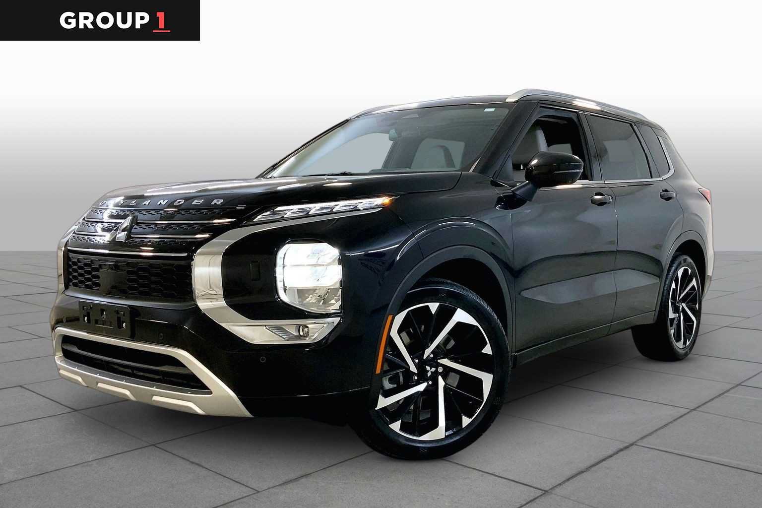 Used 2023 Mitsubishi Outlander SEL AWD/4WD image 1