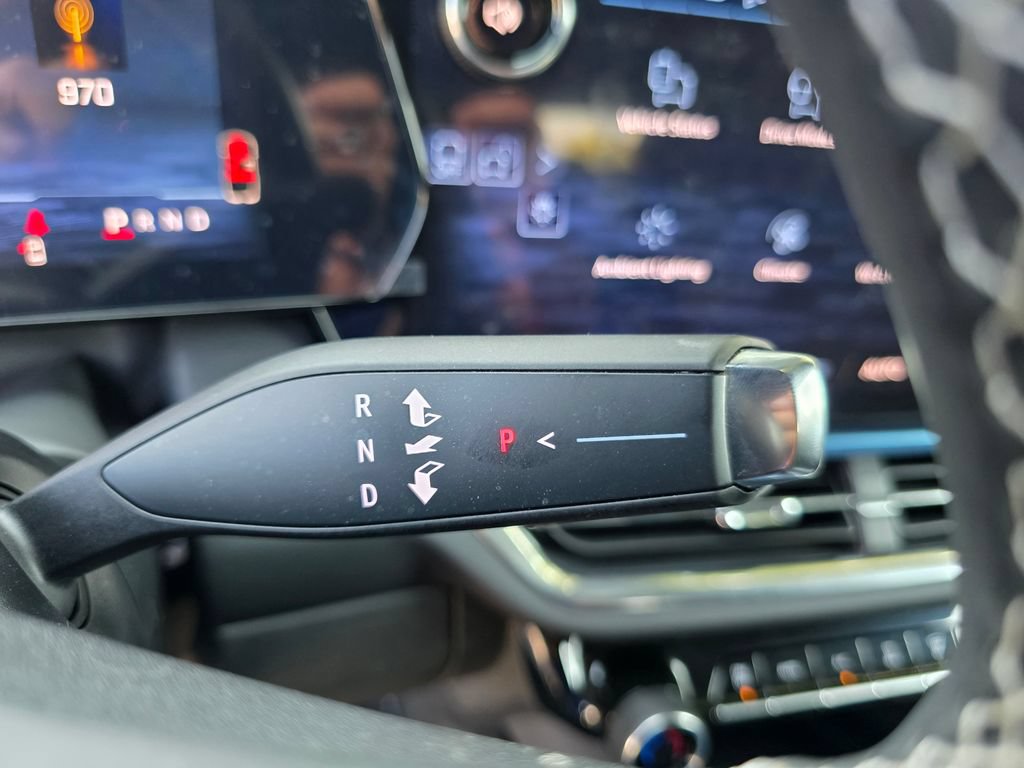 Certified 2024 Chevrolet Equinox EV LT w/ LPO, Blackout Package FWD image 18