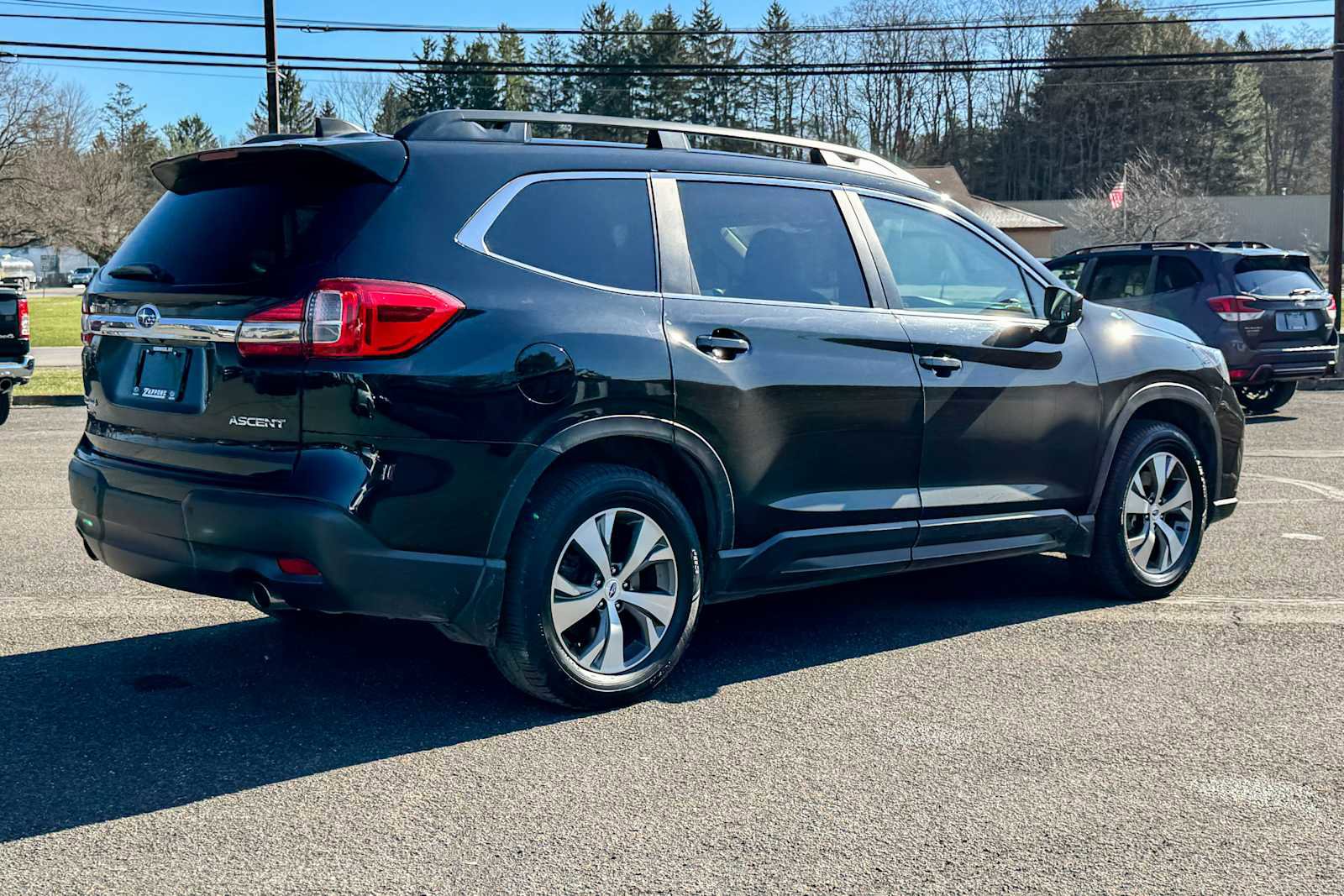 Certified 2022 Subaru Ascent Premium w/ Convenience Package image 3