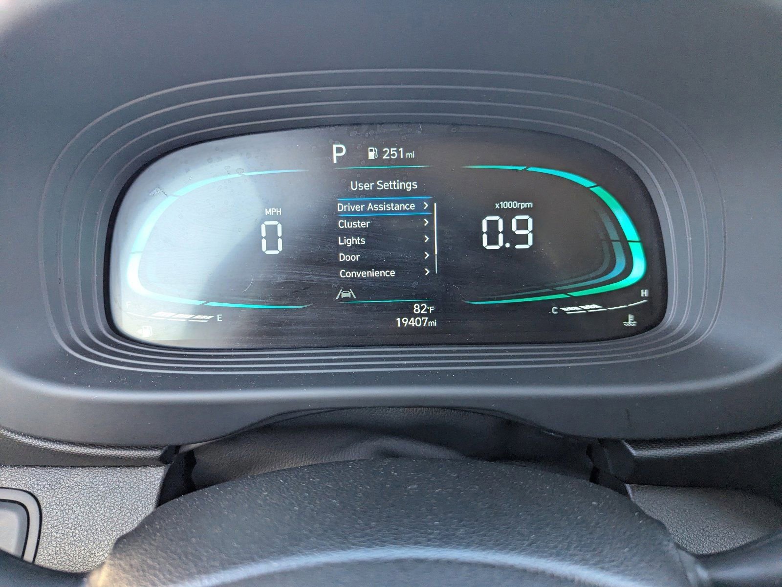 Used 2025 Hyundai Venue SE image 33