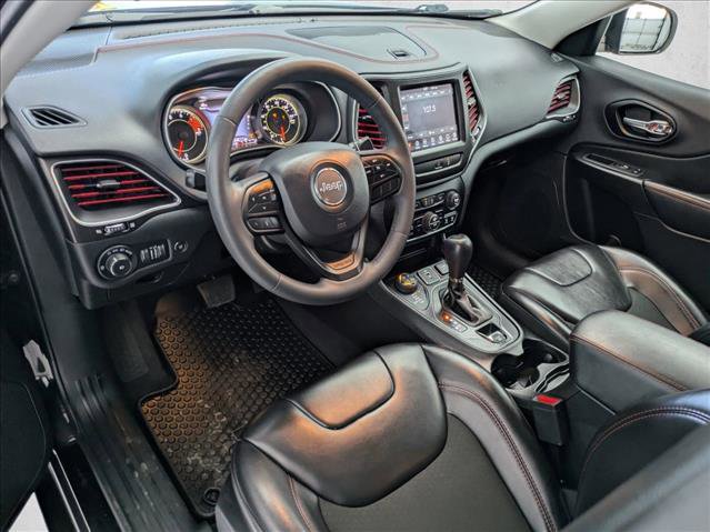 Used 2022 Jeep Cherokee Trailhawk w/ Comfort/Convenience Group image 10