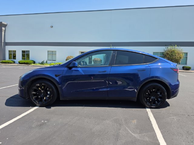 Used 2021 Tesla Model Y Long Range AWD/4WD image 9