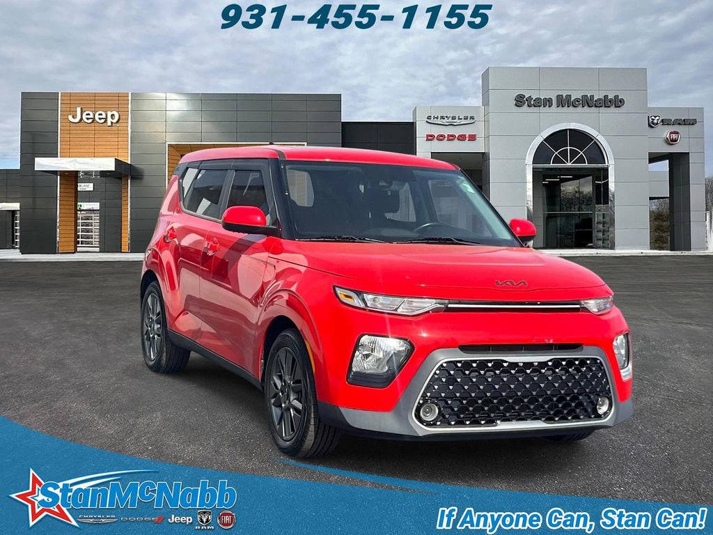 Used 2022 Kia Soul EX image 1