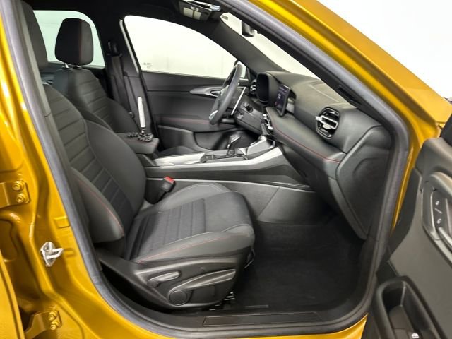 Used 2024 Dodge Hornet R/T w/ R/T Blacktop Package image 28