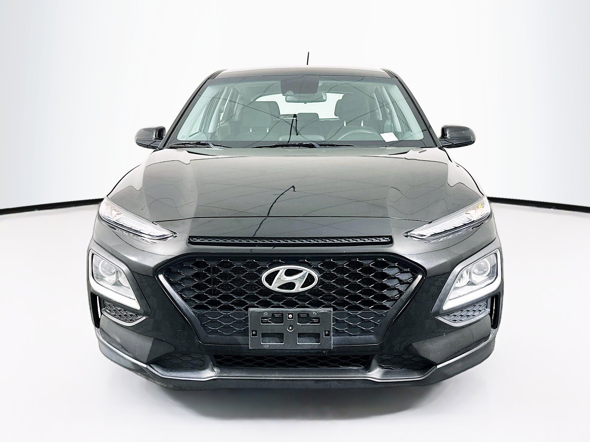 Used 2020 Hyundai Kona SE FWD image 2