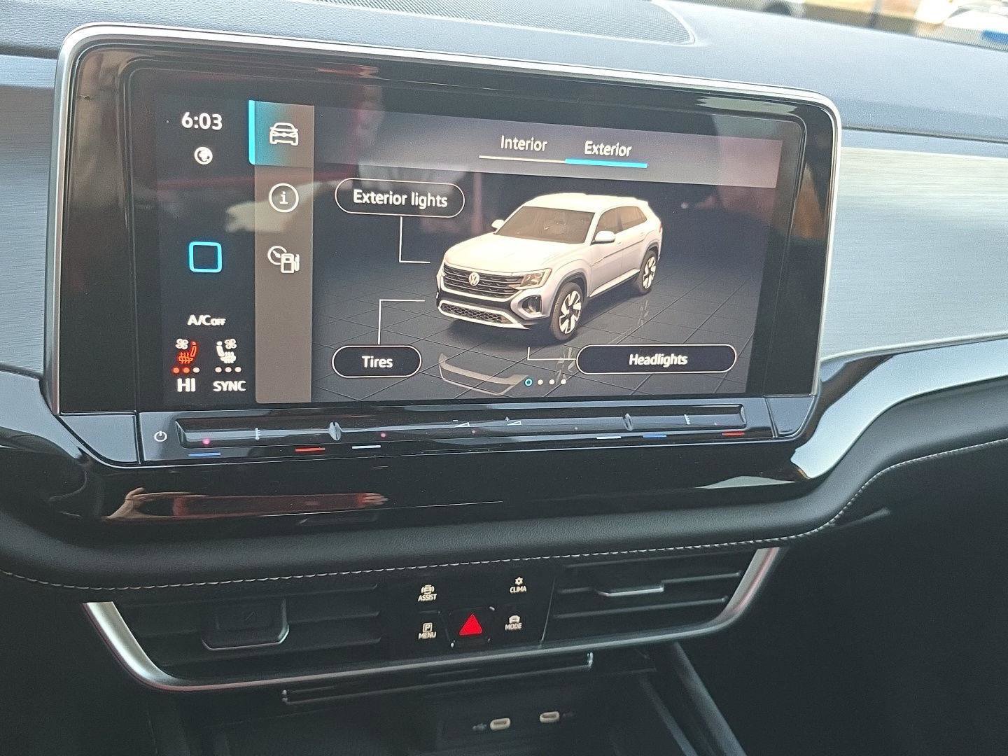 Used 2024 Volkswagen Atlas Cross Sport SE image 21