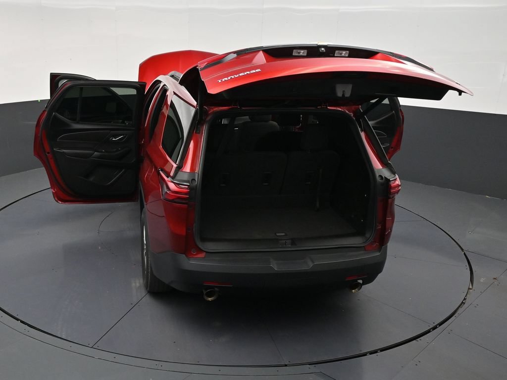 Used 2023 Chevrolet Traverse LT FWD image 32