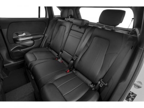 Used 2021 Mercedes-Benz GLA 250 image 13