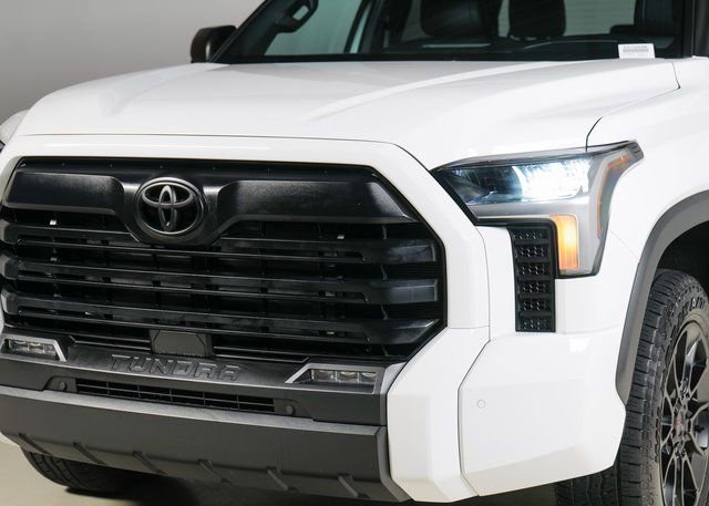 Used 2025 Toyota Tundra SR5 w/ SR5 Premium Package image 30
