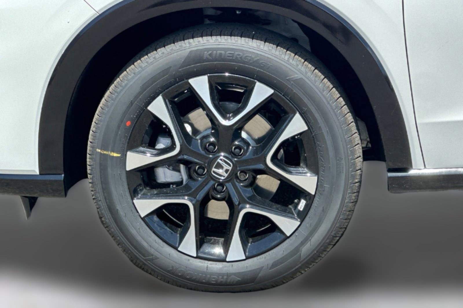 New 2026 Honda HR-V EX-L image 11