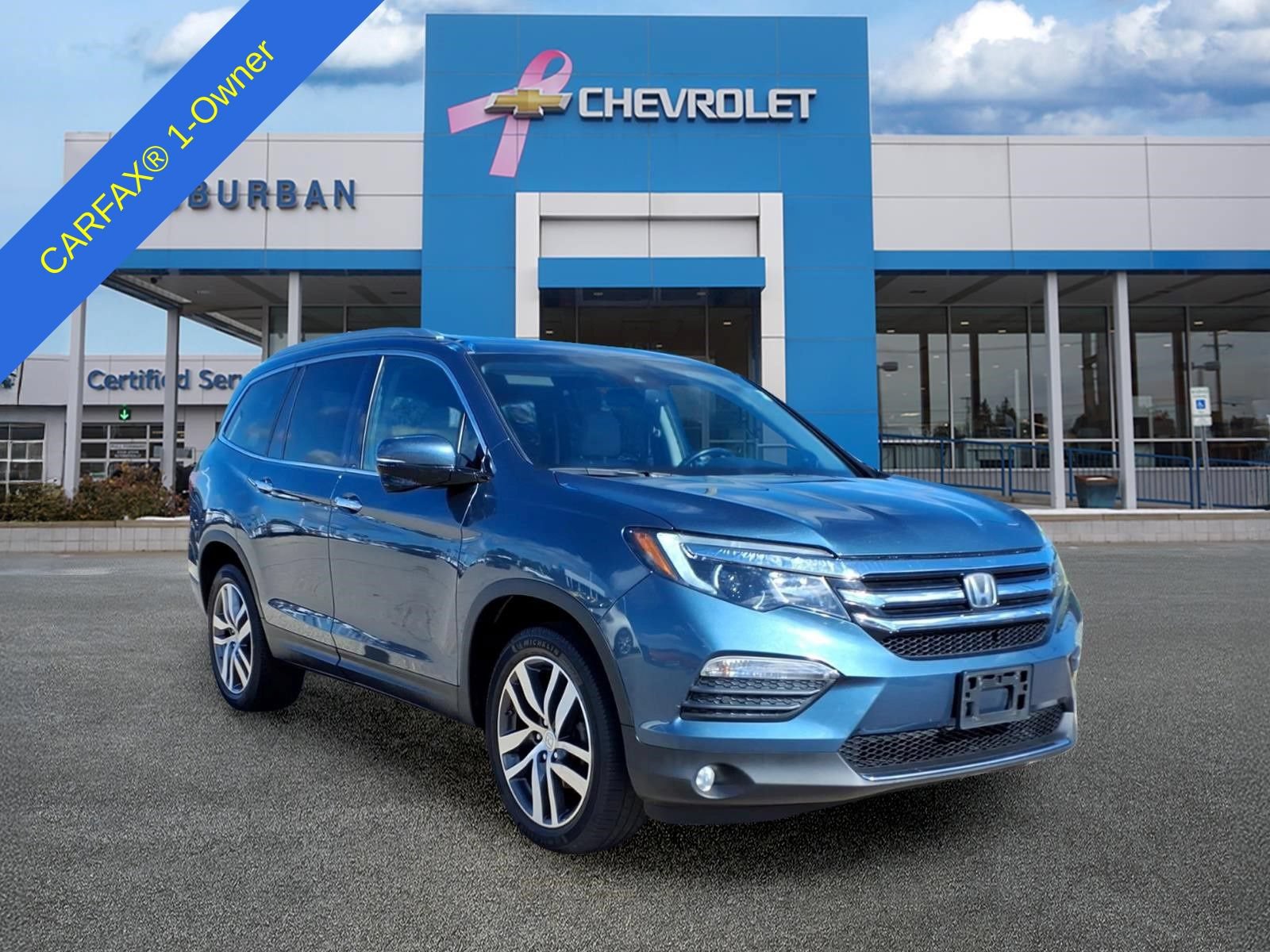 Used 2018 Honda Pilot Touring image 3