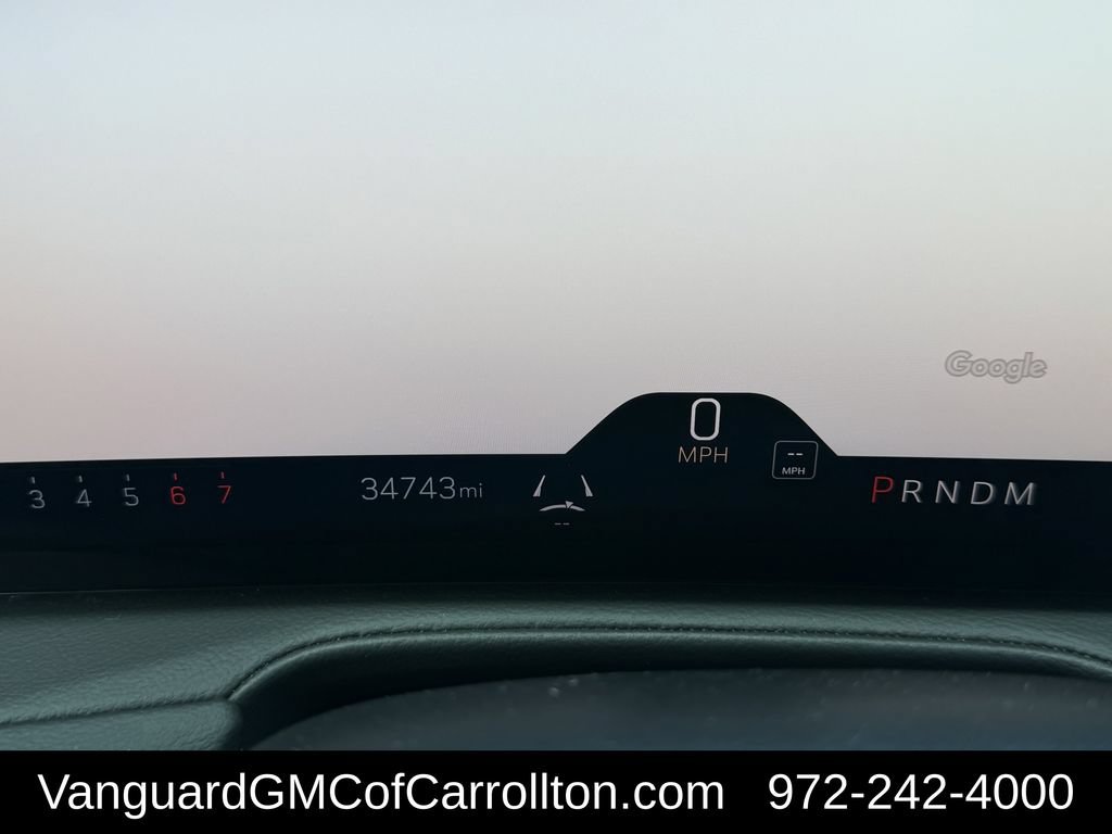 Used 2025 Cadillac XT4 Premium Luxury FWD image 16