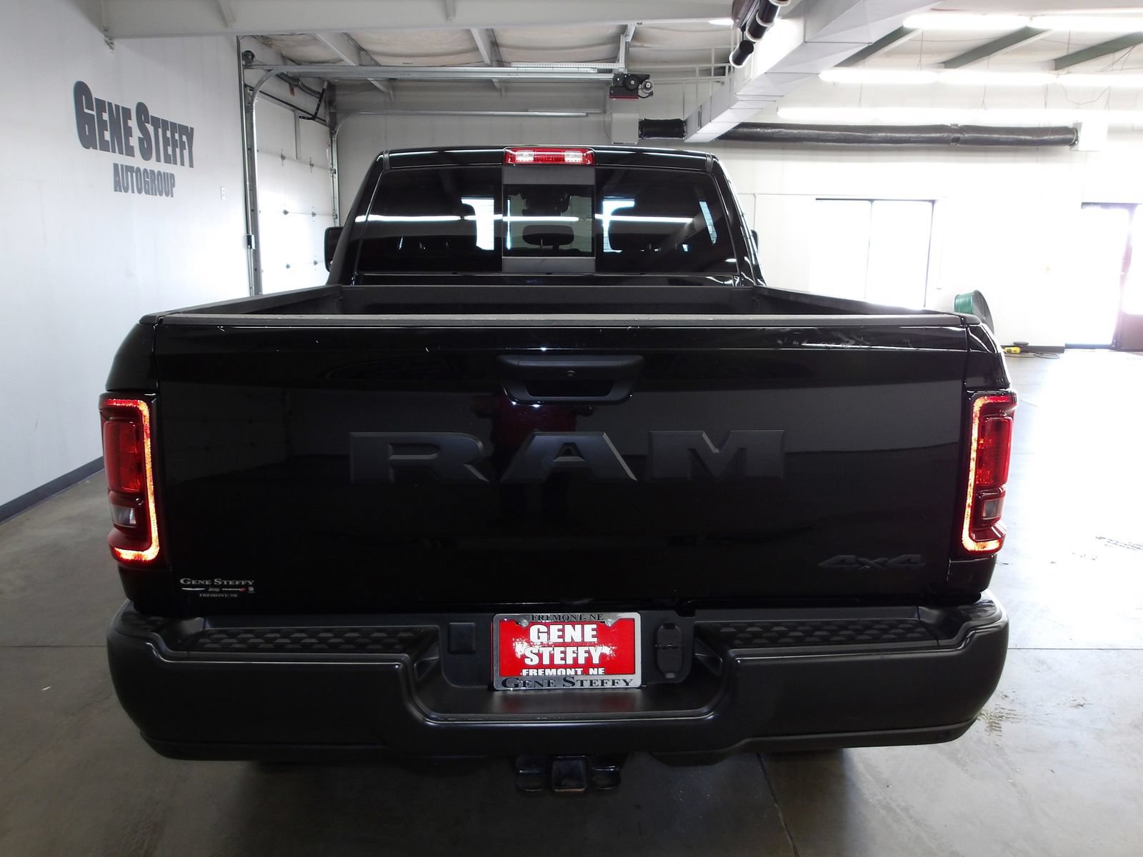 Used 2025 RAM 3500 Tradesman AWD/4WD image 7