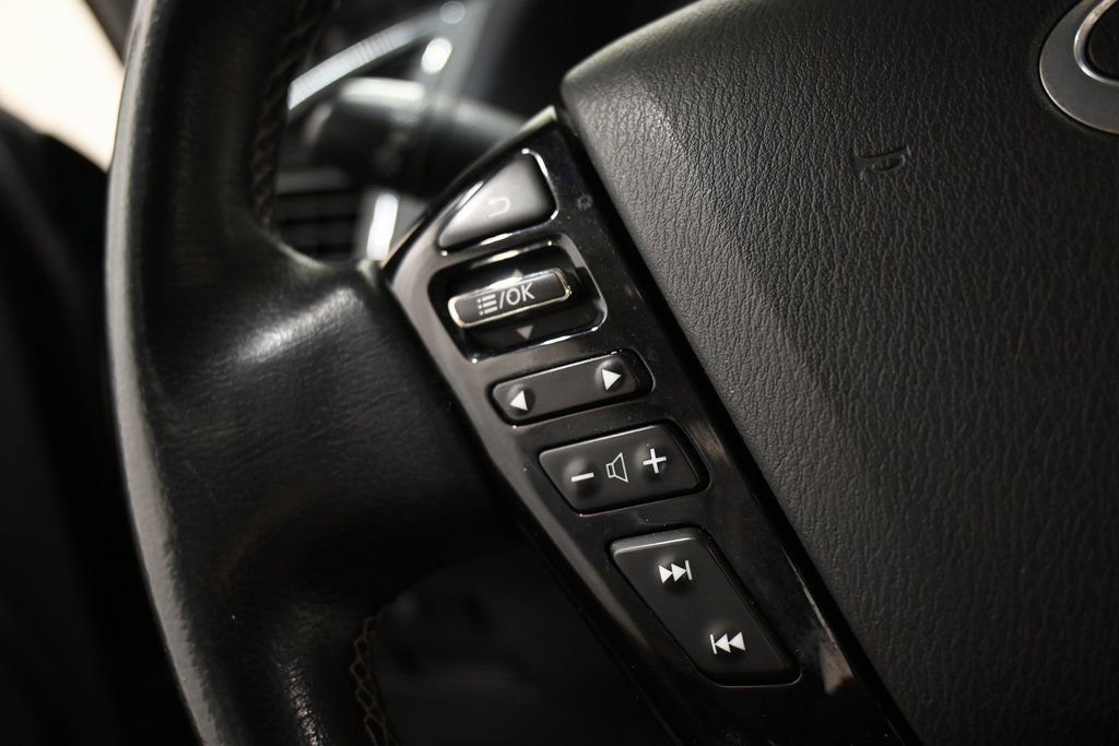Used 2024 INFINITI QX80 Luxe image 16
