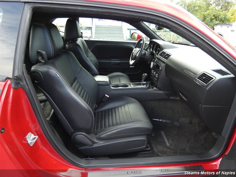 Used 2011 Dodge Challenger RWD image 45