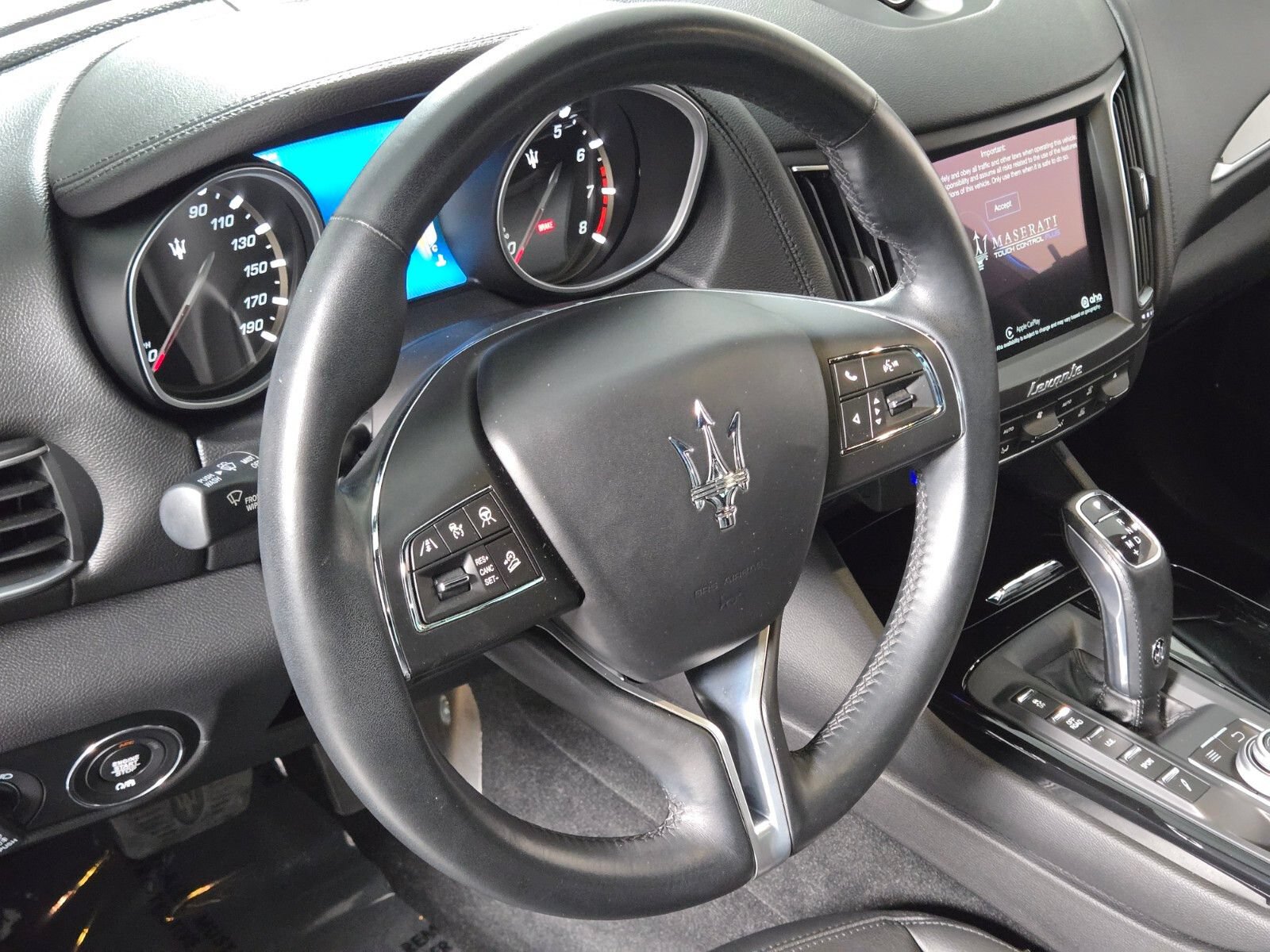 Used 2019 Maserati Levante AWD/4WD image 23