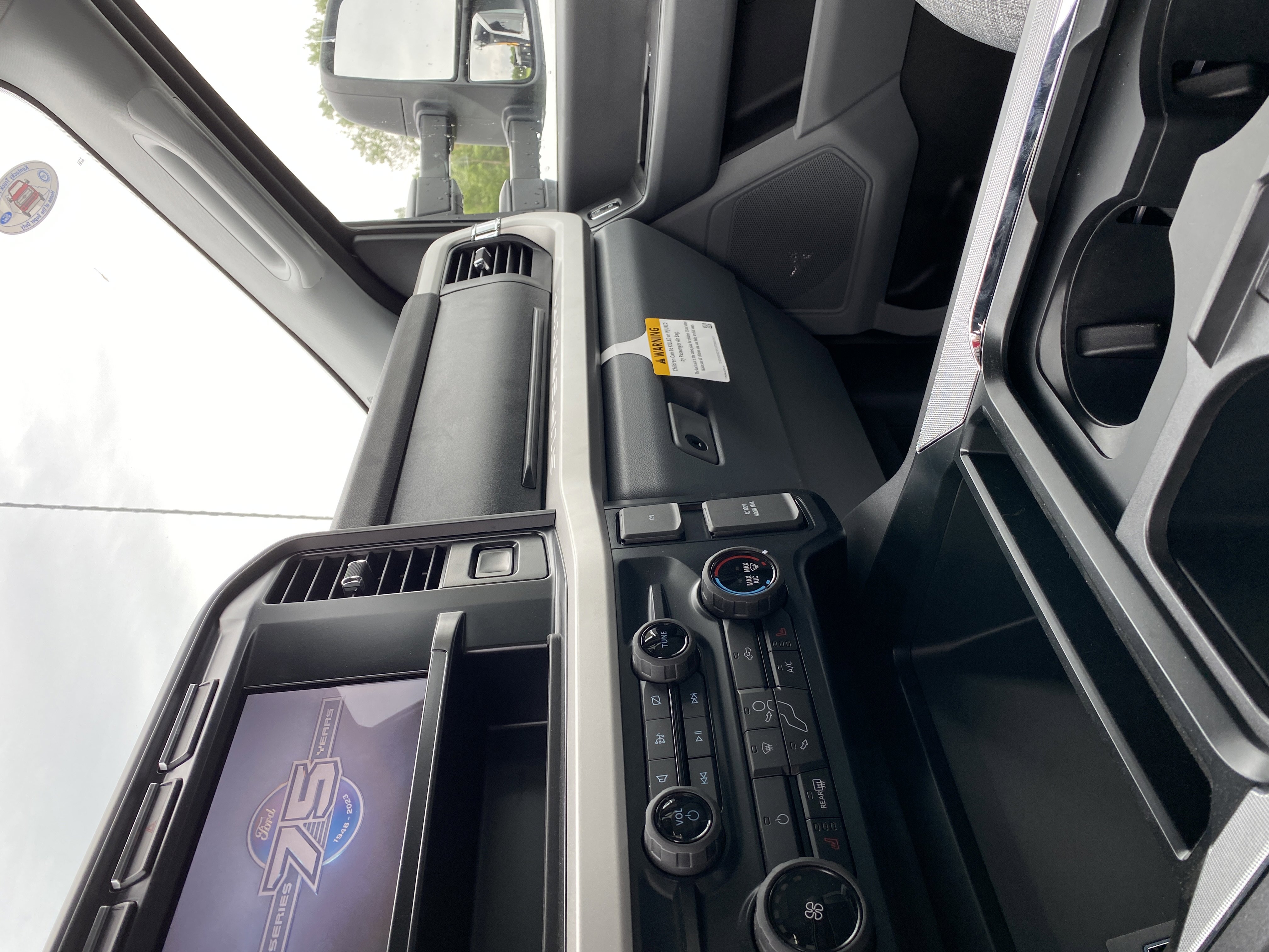 New 2023 Ford F350 XLT w/ XLT Value Package image 17