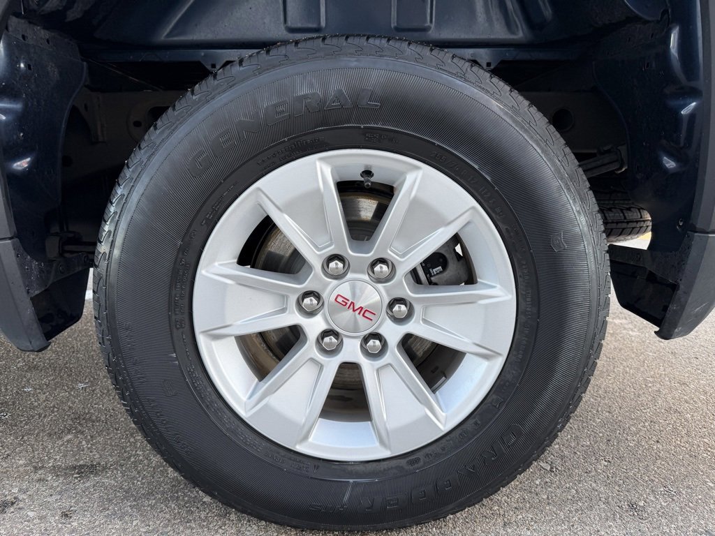 Used 2023 GMC Sierra 1500 SLE image 11