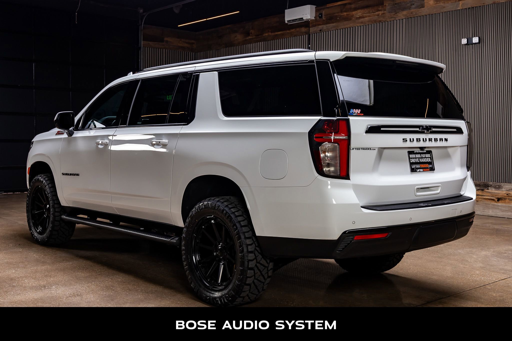 Used 2023 Chevrolet Suburban Z71 AWD/4WD image 7