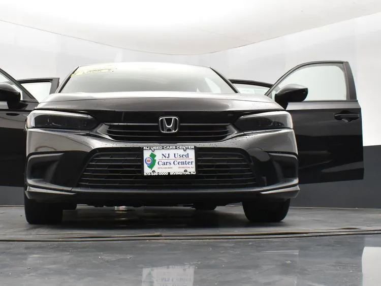 Used 2022 Honda Civic Sport image 11