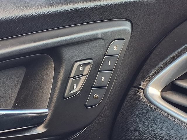 Used 2024 Chevrolet Malibu LT FWD image 11