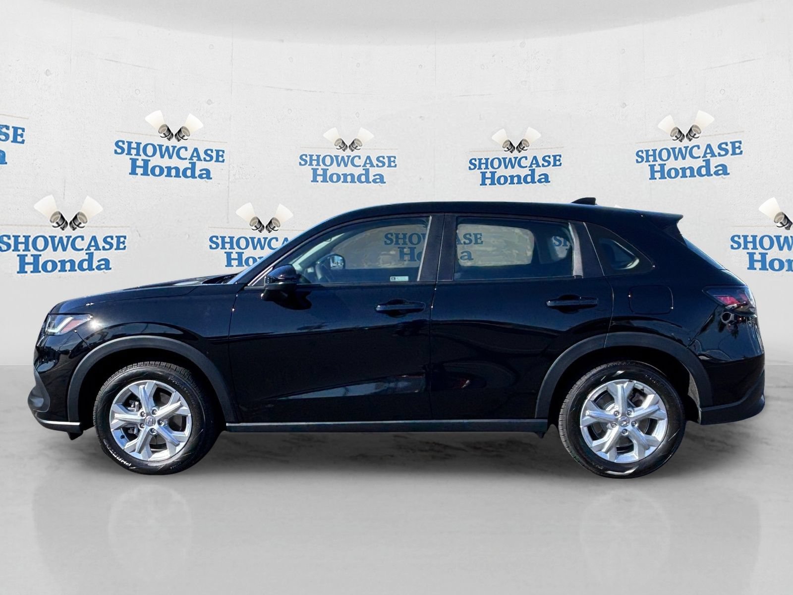 Certified 2023 Honda HR-V LX image 4