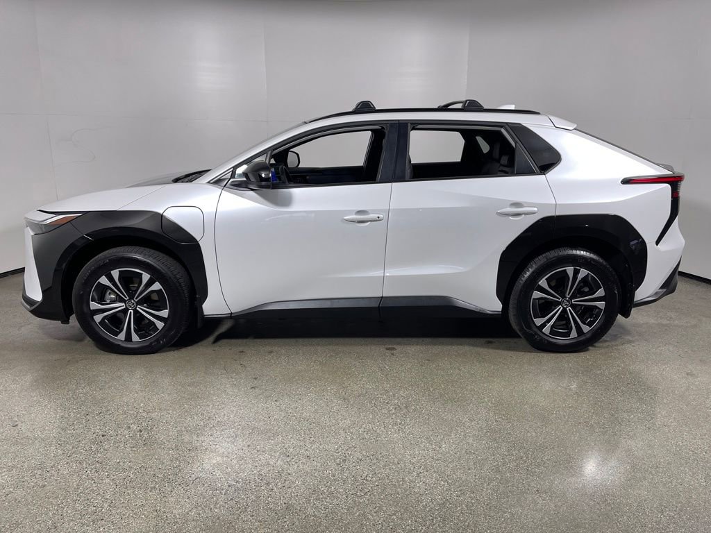 Certified 2025 Toyota bZ4X FWD image 6