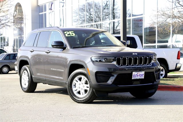 Used 2025 Jeep Grand Cherokee Laredo