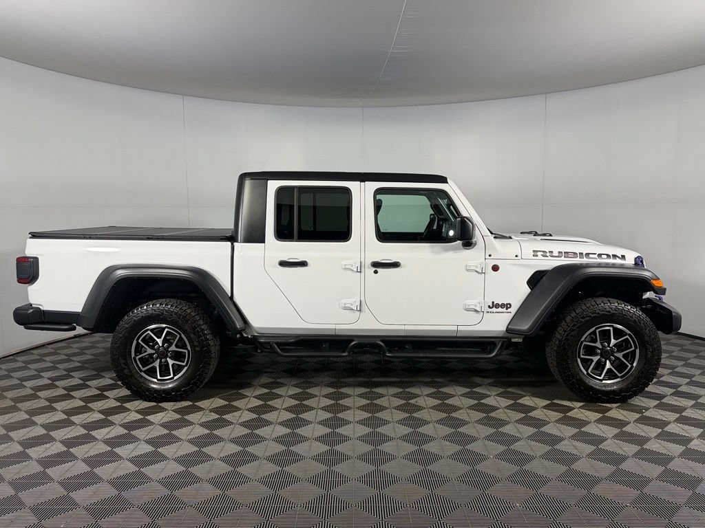 Certified 2025 Jeep Gladiator Rubicon w/ Convenience Group AWD/4WD image 6