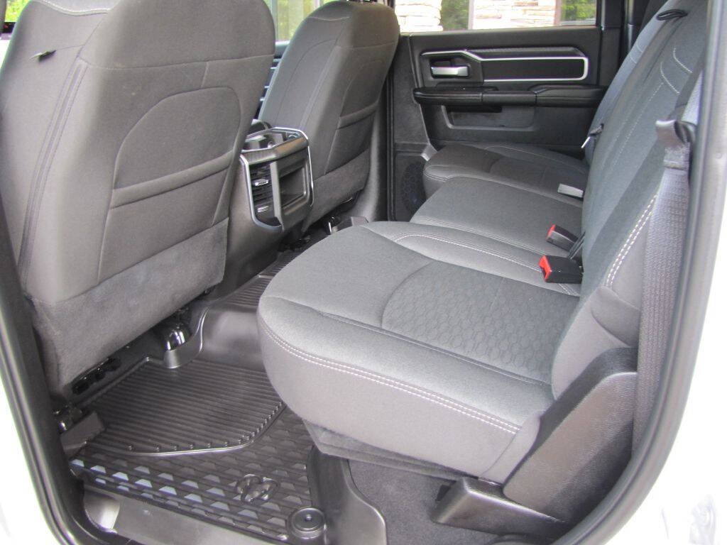 Used 2025 RAM 2500 Big Horn AWD/4WD image 21