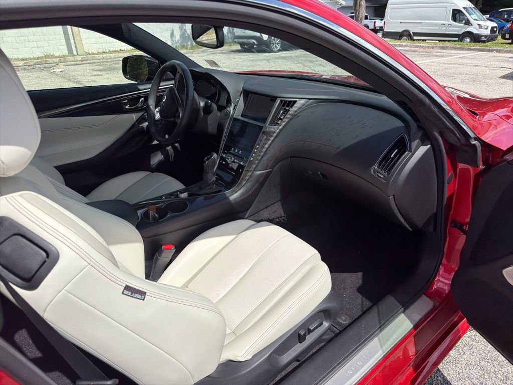 Used 2020 INFINITI Q60 Red Sport 400 w/ Cargo Package RWD image 10