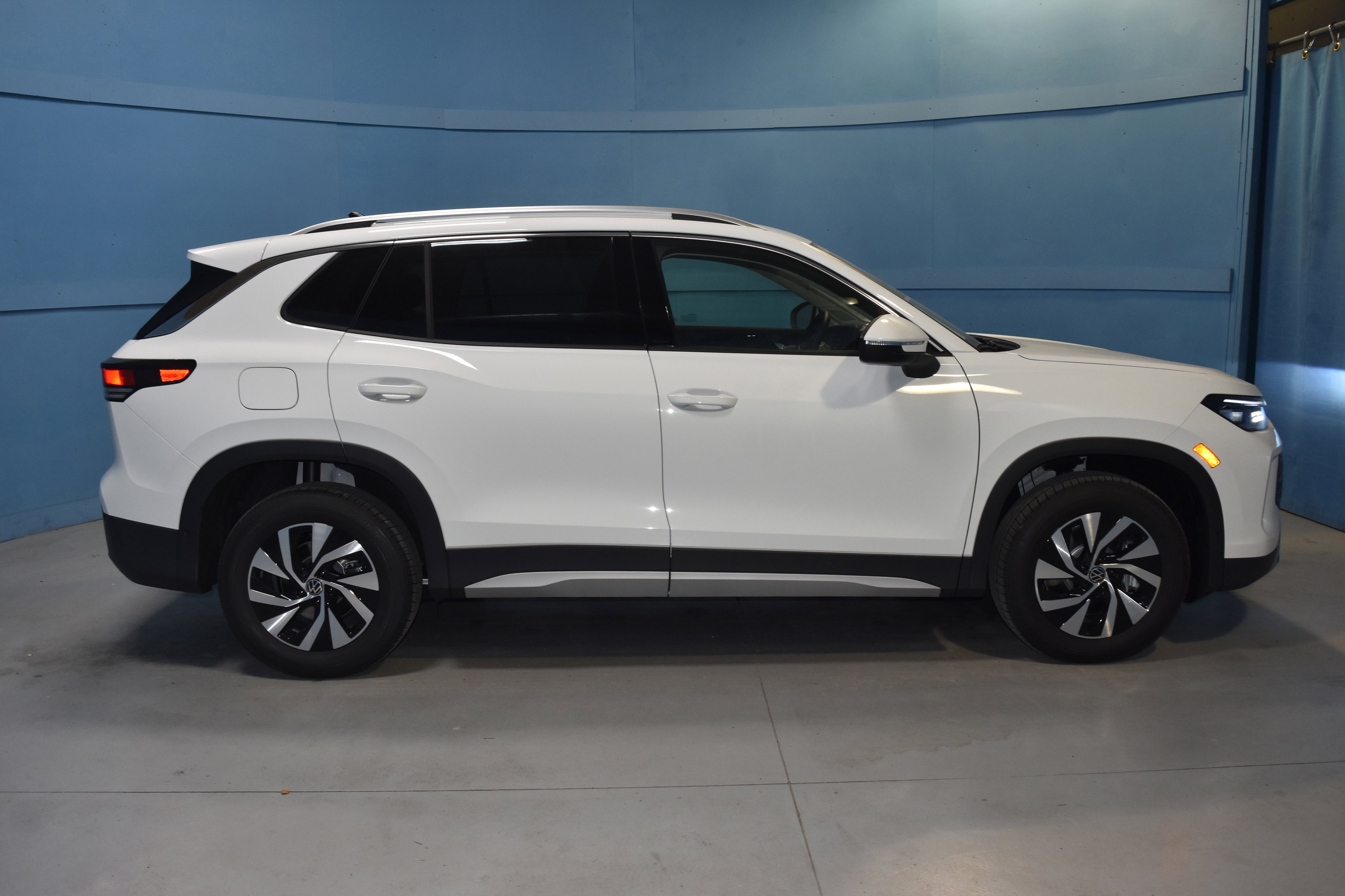 New 2026 Volkswagen Tiguan S image 16