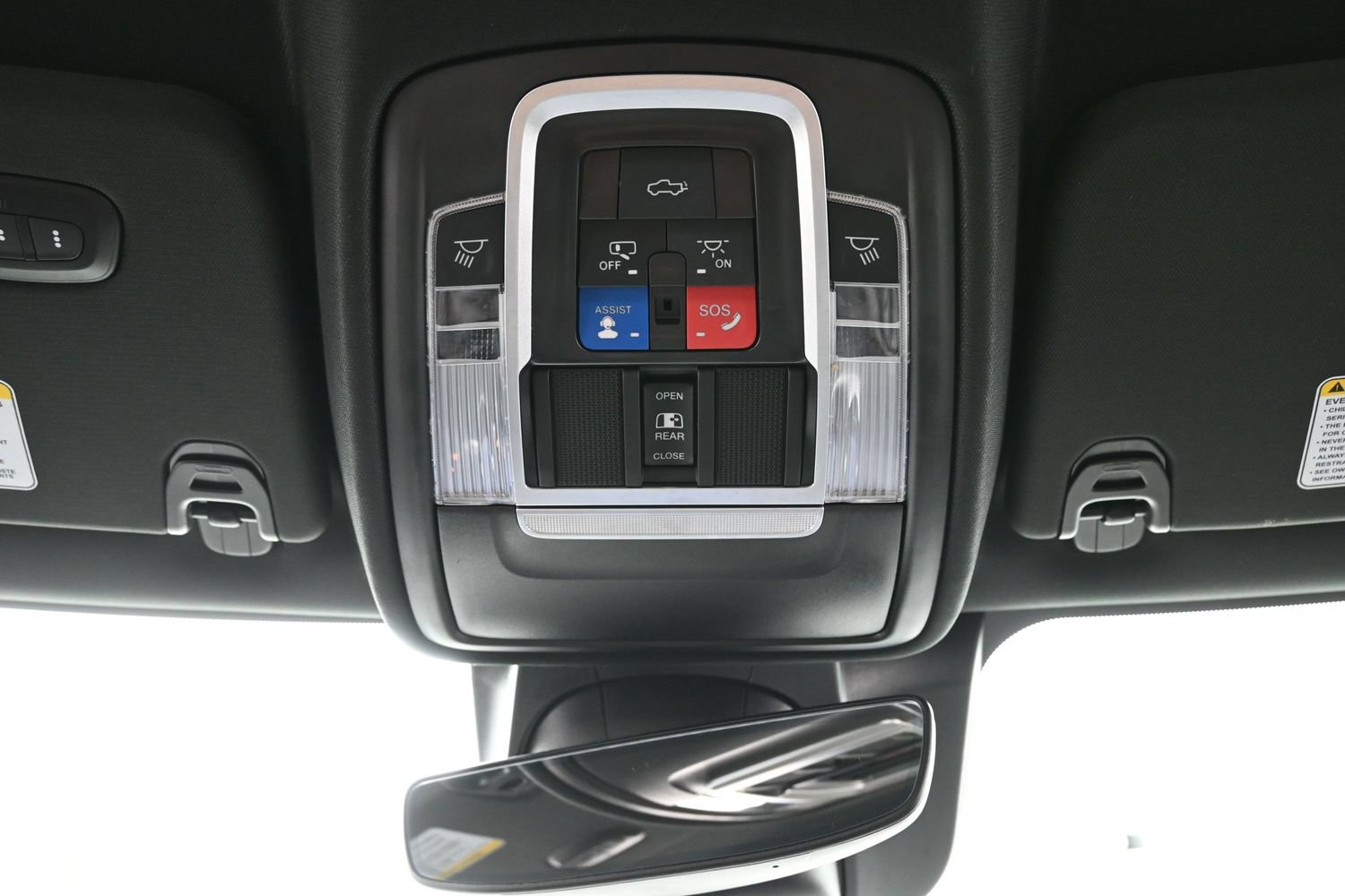 Used 2022 RAM 1500 Limited w/ Body Color Bumper Group AWD/4WD image 28