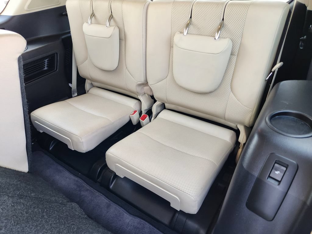 Used 2022 Lexus GX 460 Luxury w/ Off Road Package AWD/4WD image 29