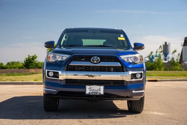 Used 2018 Toyota 4Runner Limited AWD/4WD image 2