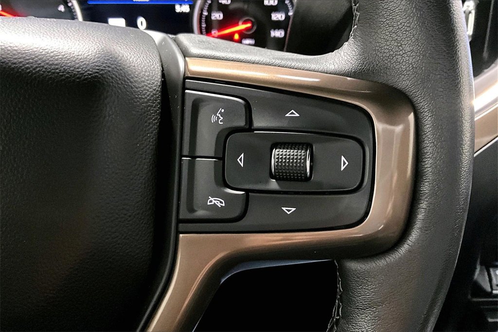 Used 2022 Chevrolet Silverado 3500 High Country w/ Technology Package image 13