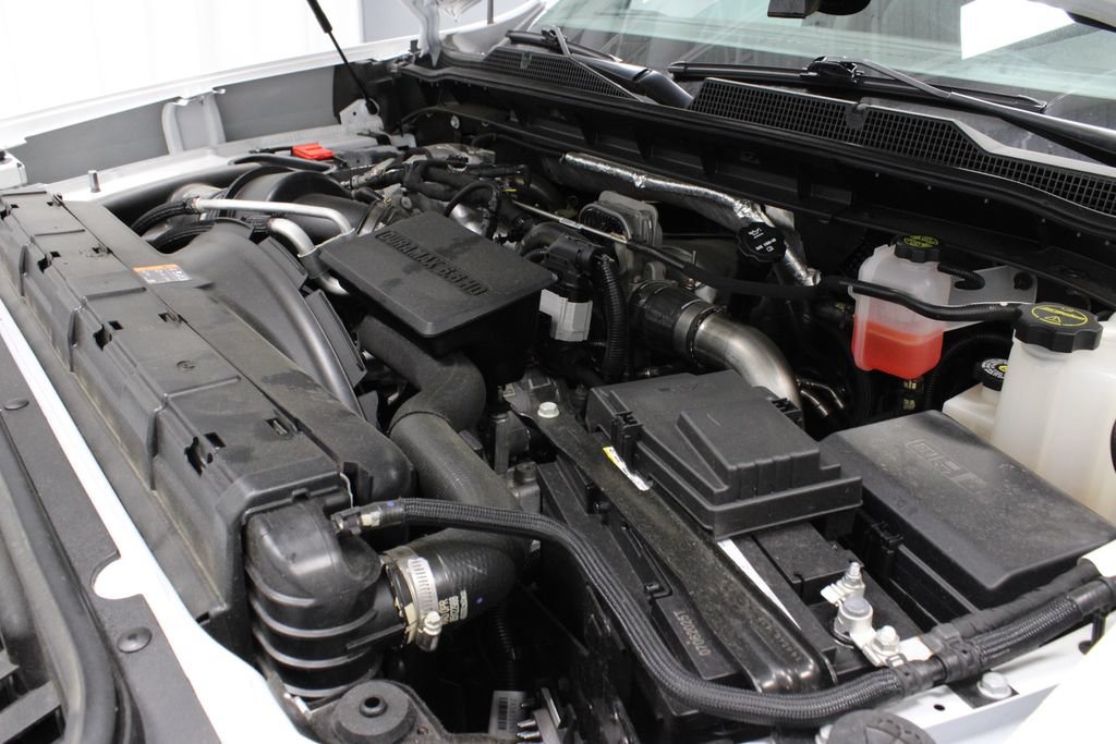 Used 2025 Chevrolet Silverado 2500 LT w/ Safety Package AWD/4WD image 15