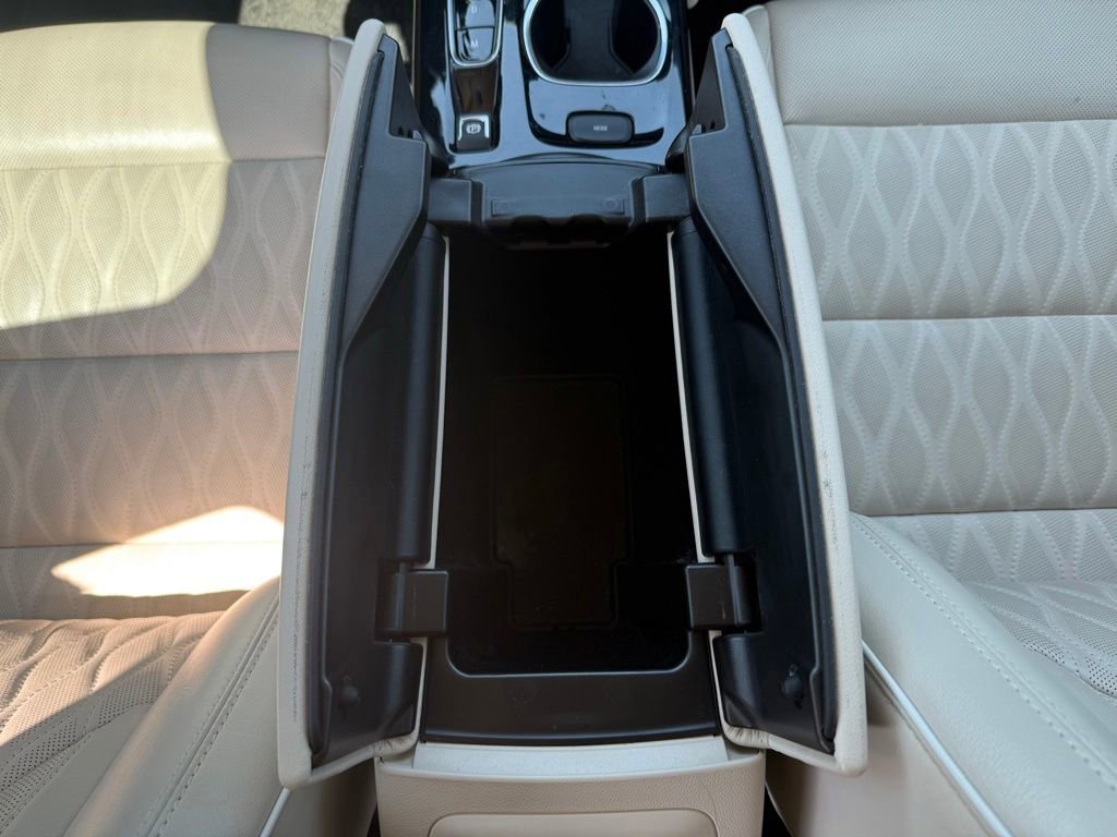 Used 2023 Buick Envision Avenir FWD image 24
