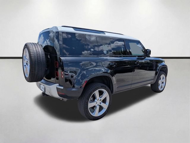 Used 2023 Land Rover Defender 110 SE AWD/4WD image 4