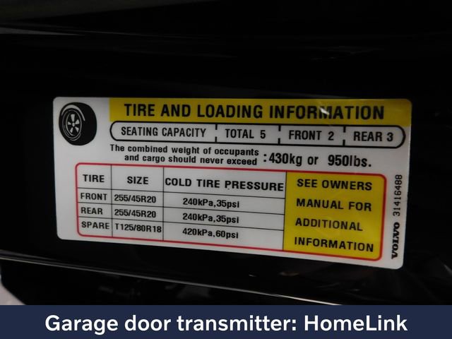 Used 2023 Volvo XC60 B5 Plus w/ Protection Package Premier image 34