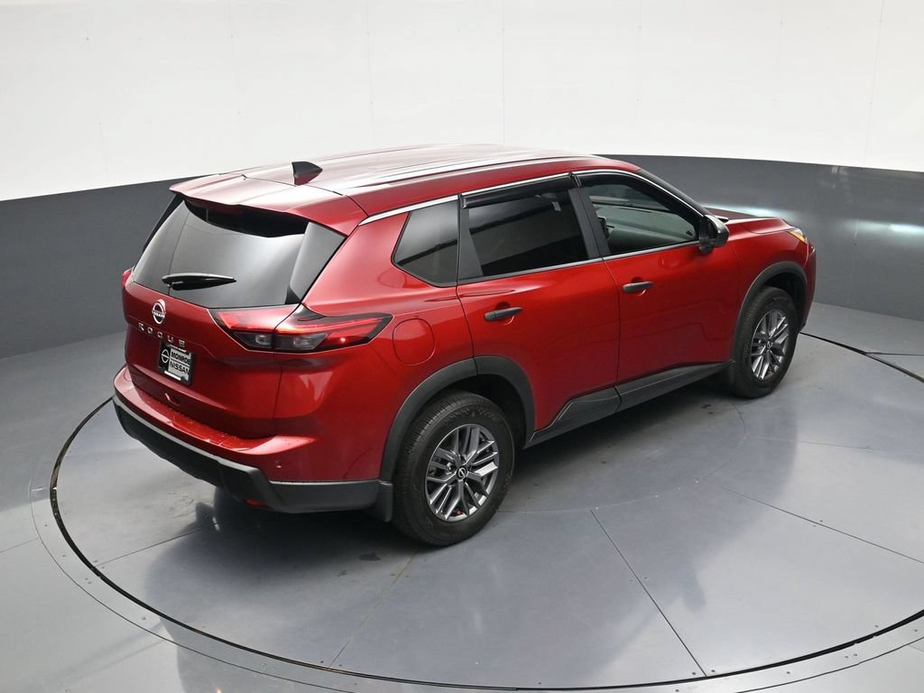 Used 2025 Nissan Rogue S FWD image 33